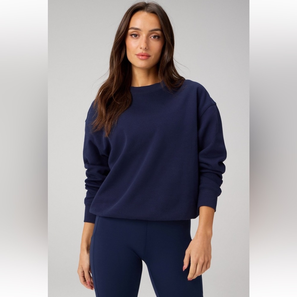 Fabletics Cozy Fleece Crew Neck Sweatshirt Large NWT Deep Navy - Picture 2 of 8